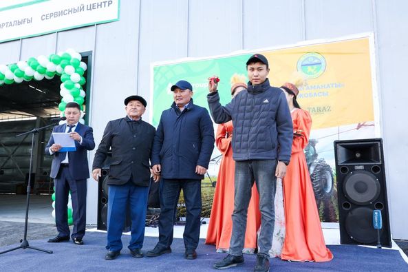 «АУЫЛ АМАНАТЫ» ЖОБАСЫ АЯСЫНДА ЖАҢА ТЕХНИКАЛАР ТАБЫСТАЛДЫ
