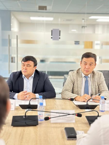 САУД АРАБИЯЛЫҚ ИНВЕСТОРЛАР ТҮРКІСТАН ОБЛЫСЫНДА ЕТ ЭКСПОРТЫН ДАМЫТУҒА ҚАРЖЫ САЛАДЫ