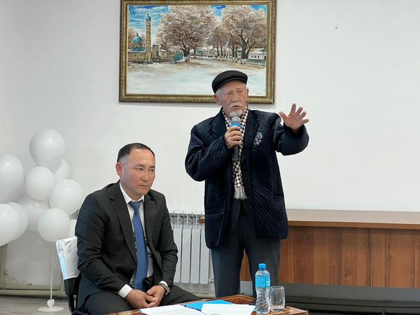 "Бірлікке бастар - ынтымақ"