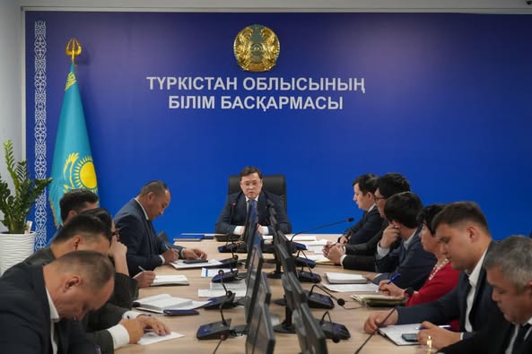 ТҮРКІСТАН ОБЛЫСЫНДА БІЛІМ САЛАСЫН ДАМЫТУ, ИНФРАҚҰРЫЛЫМЫН ЖЕТІЛДІРУ ЖҰМЫСТАРЫ ЖАЛҒАСАДЫ