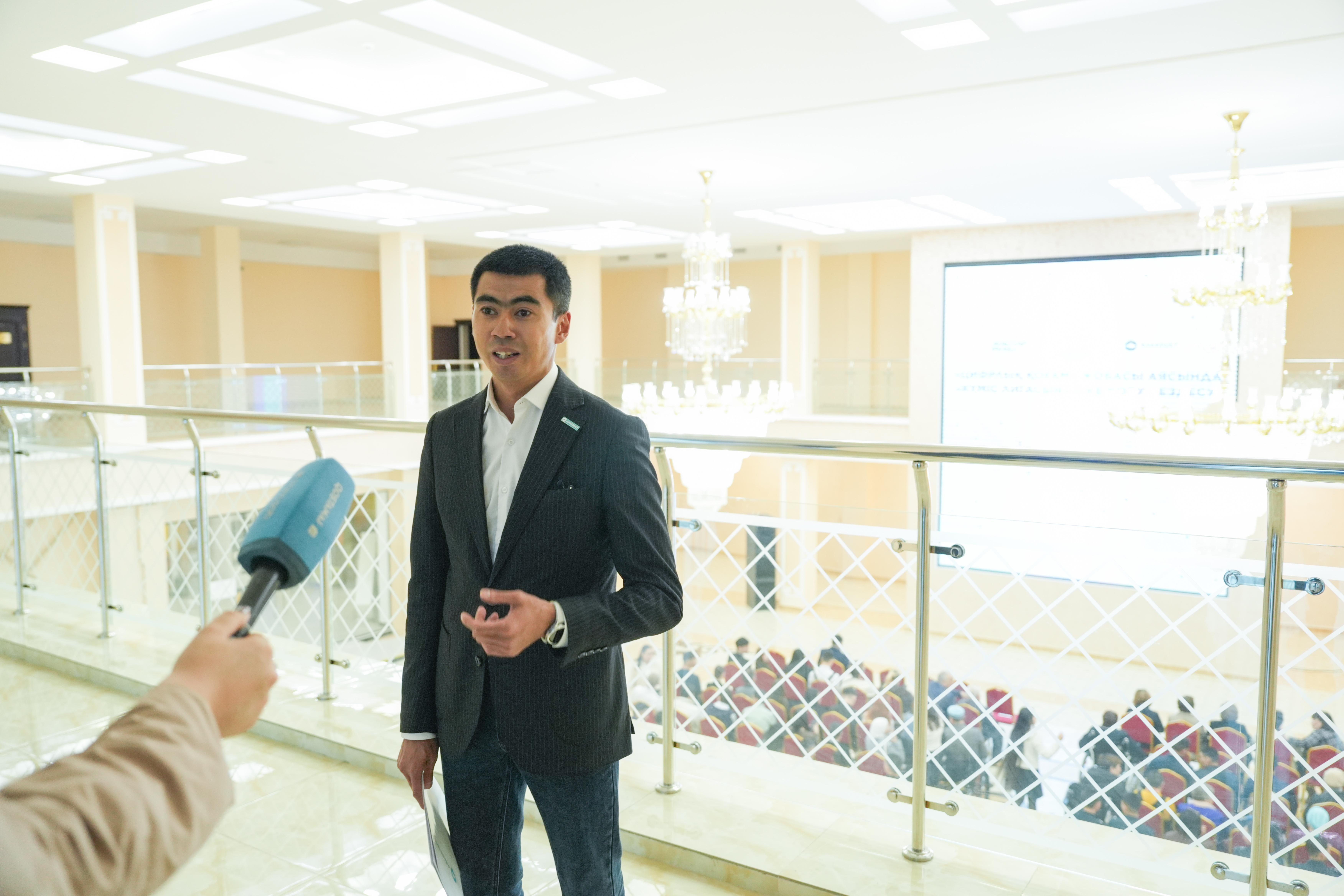 Киберқалқан: «AMANAT» партиясы қазақстандықтарды онлайн қауіп-қатерден қорғана білуге үйретуде
