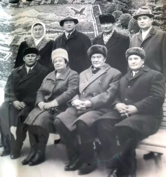 ҚОНАЕВПЕН СЫЙЛАСТЫҚТА БОЛҒАН  АЗАМАТ