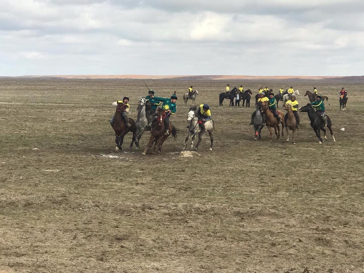 Командалар арасында көкпардан Талас ауданы әкімінің кубогы өтті