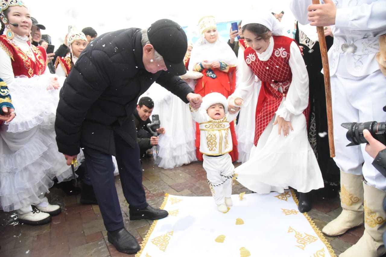 ТАРАЗДАҒЫ ТОЙ