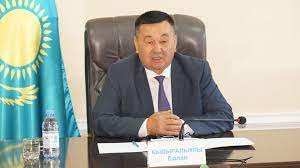 Ерлан Қыдыралыұлы парақшасына түскен өтініштерді орындады